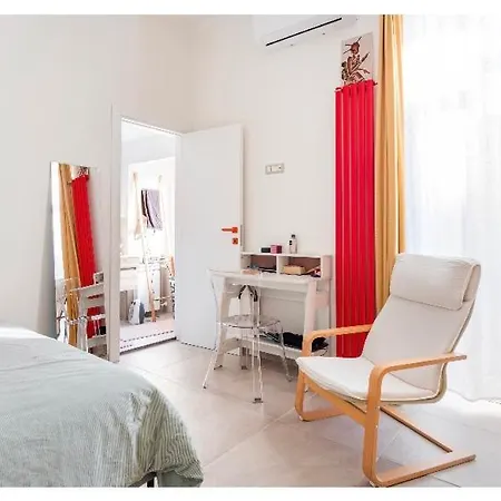 Happy Shared Hotel 4*
